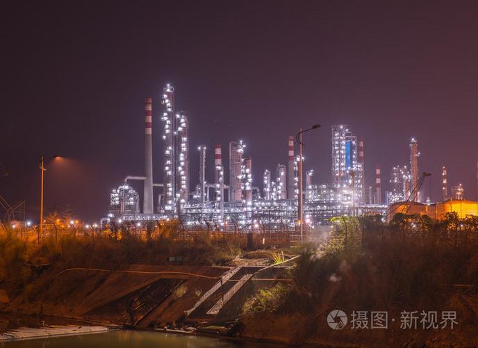 炼油工业厂照片-正版商用图片0atm5b-摄图新视界